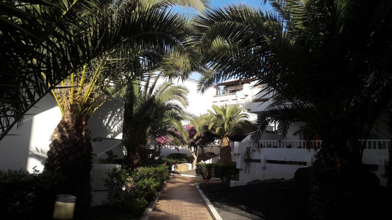 Sunny Self-Catering Apartment Costa Teguise, Lanzarote, Spain Экстерьер фото