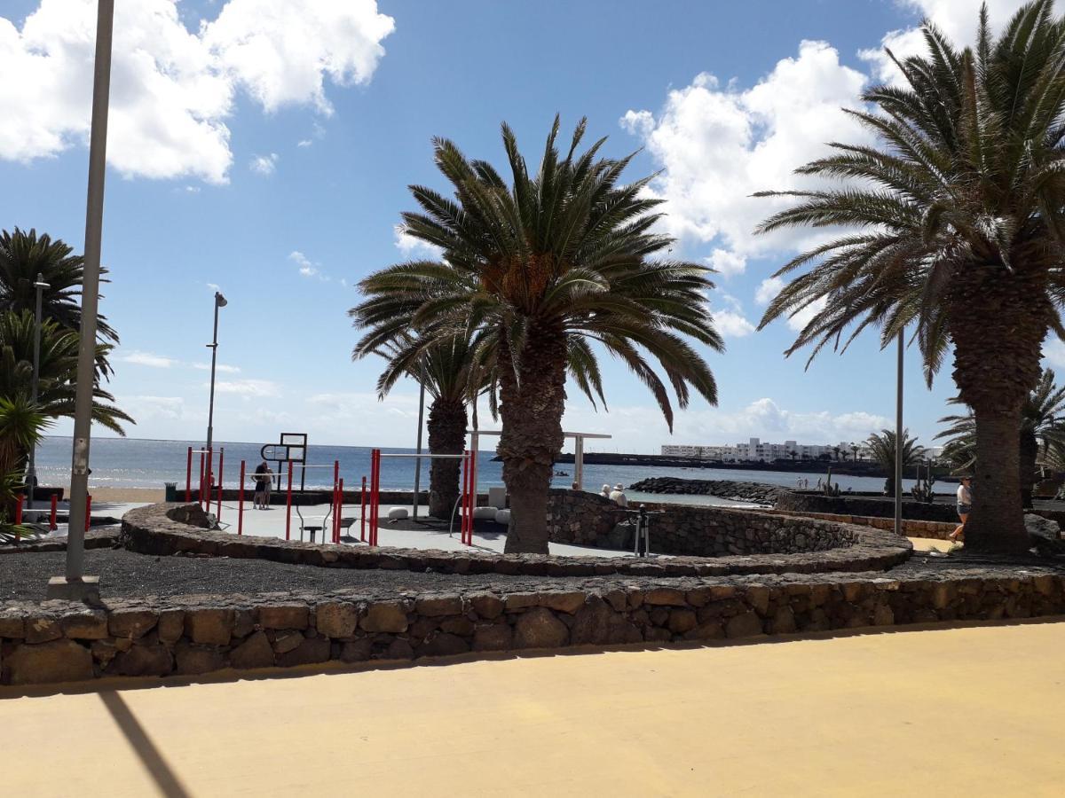 Sunny Self-Catering Apartment Costa Teguise, Lanzarote, Spain Экстерьер фото