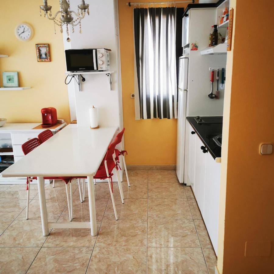 Sunny Self-Catering Apartment Costa Teguise, Lanzarote, Spain Экстерьер фото